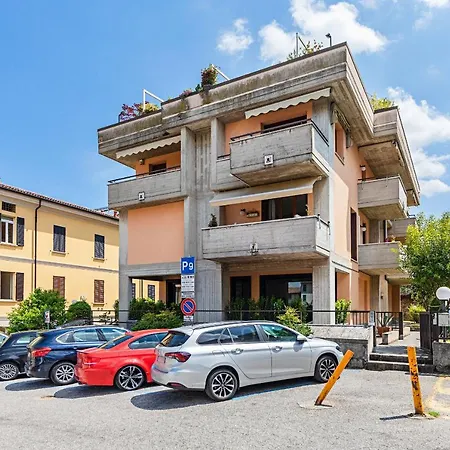 Silvia Apartment *